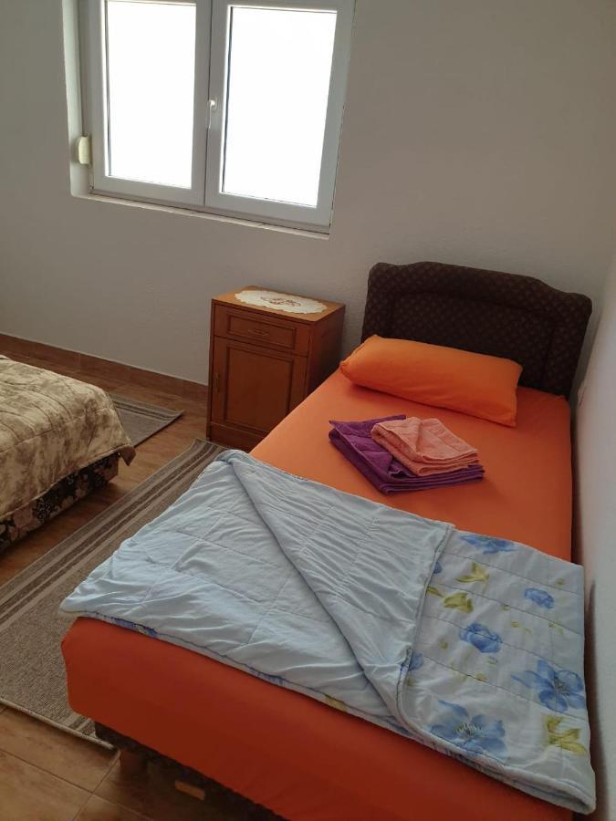 Apartment Jelena Kotor Buitenkant foto