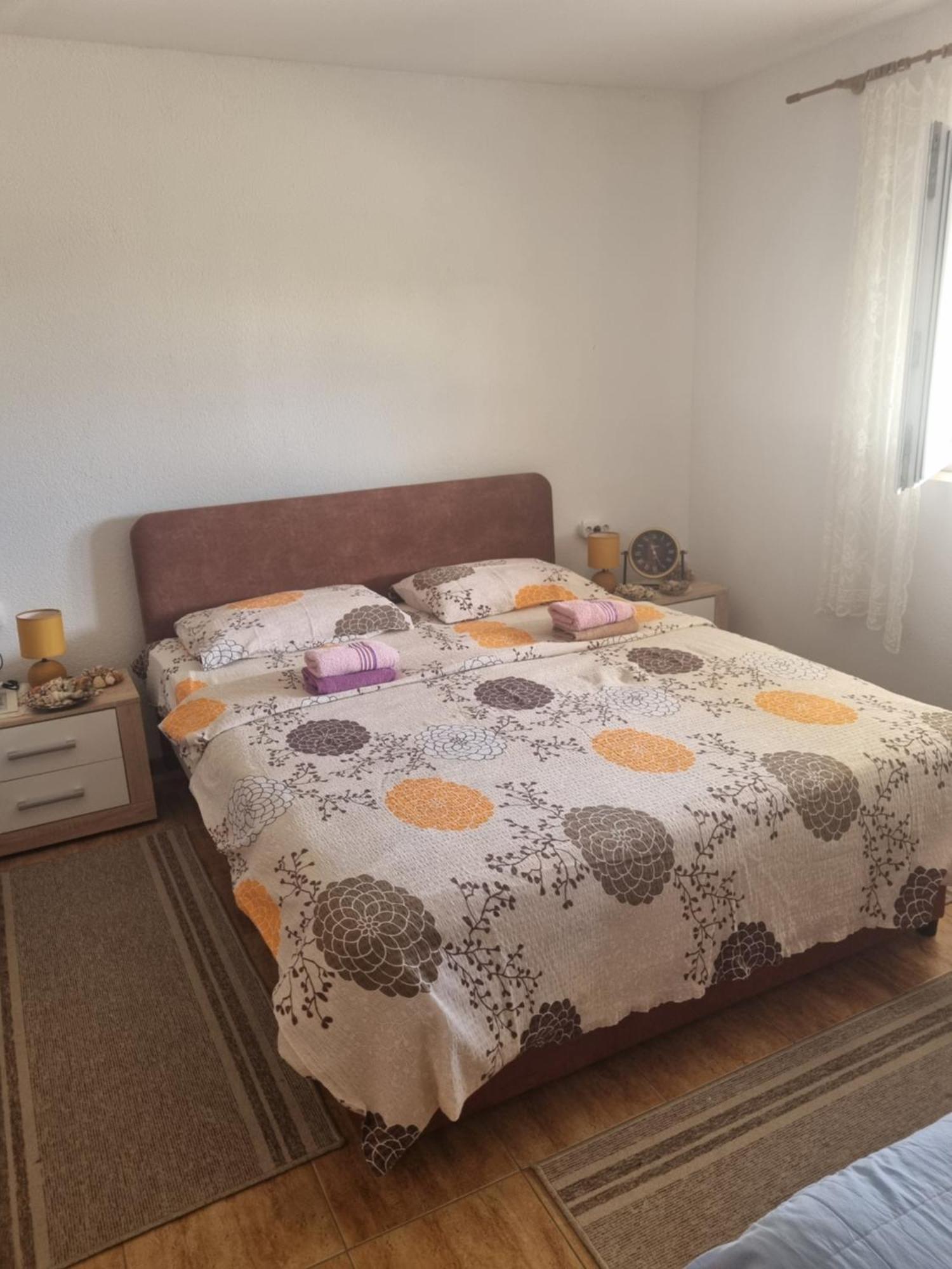 Apartment Jelena Kotor Buitenkant foto